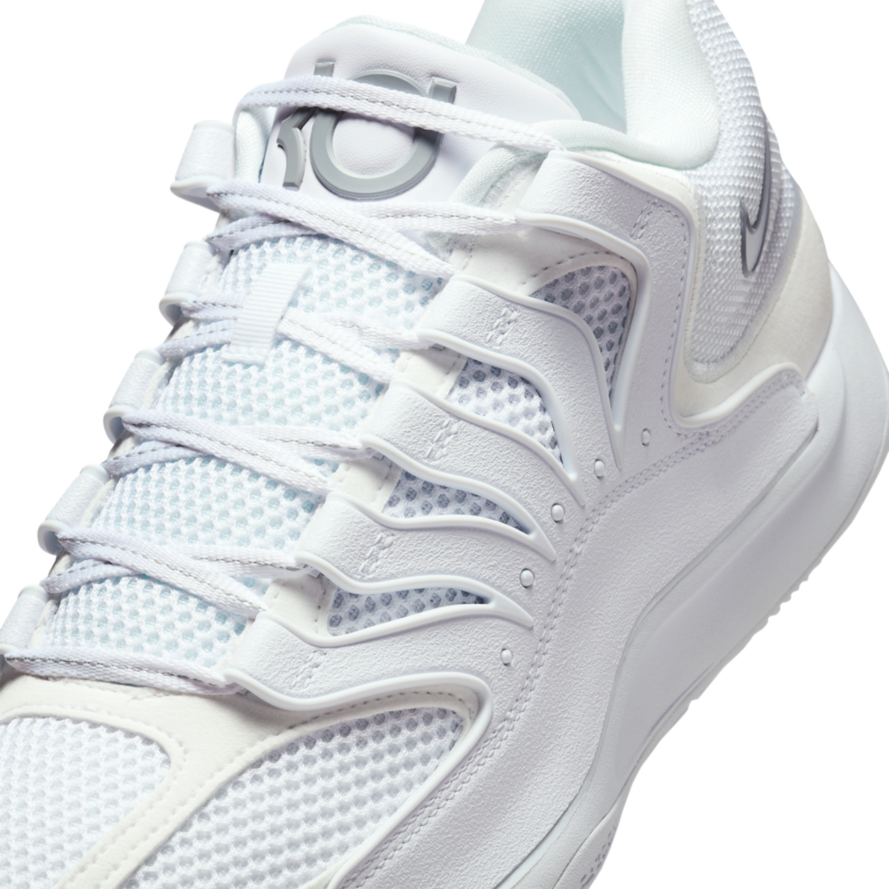 Nike KD 18 Image 7 of 8. Tap to open photo gallery.