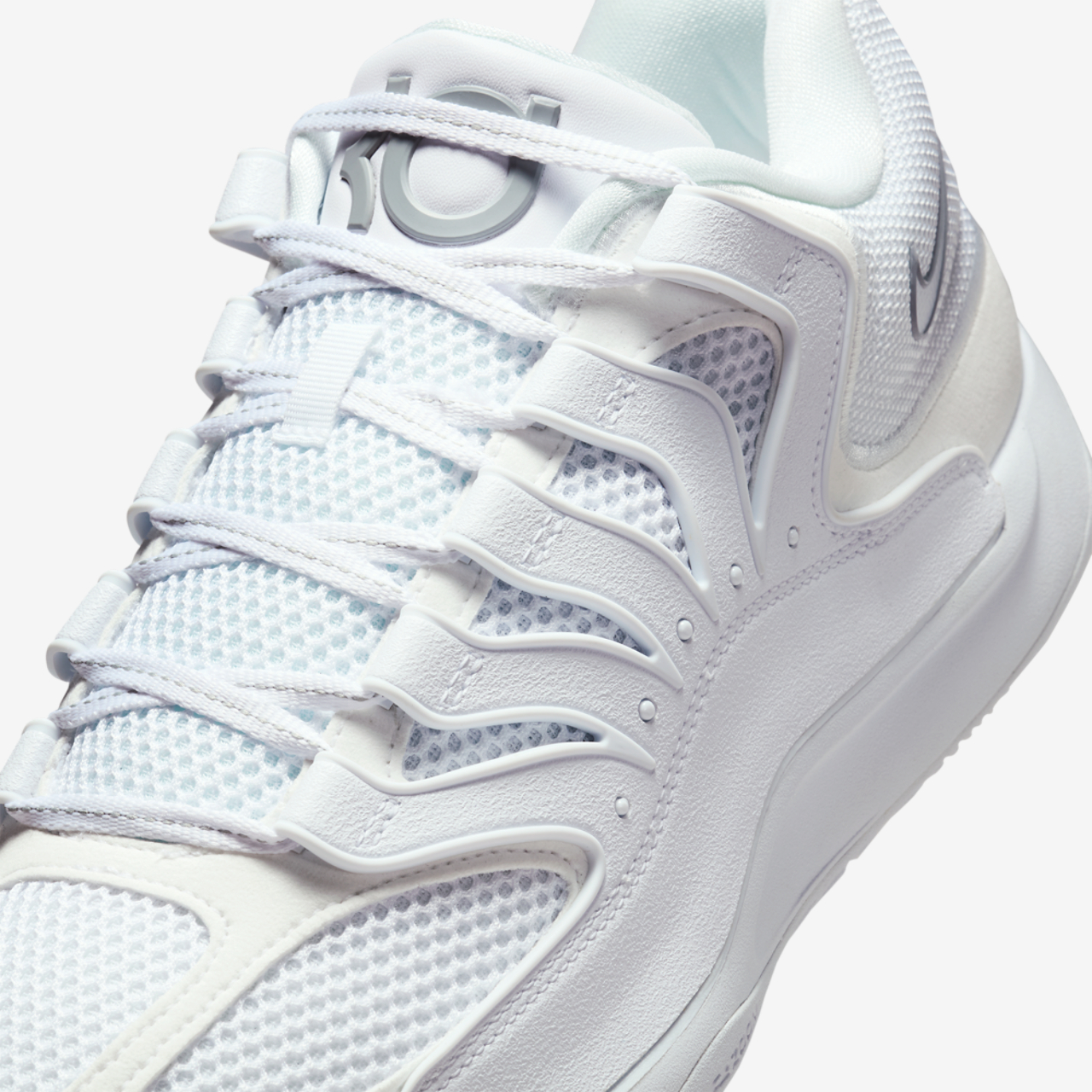Nike KD 18 Image 7 of 8. Tap to open photo gallery.