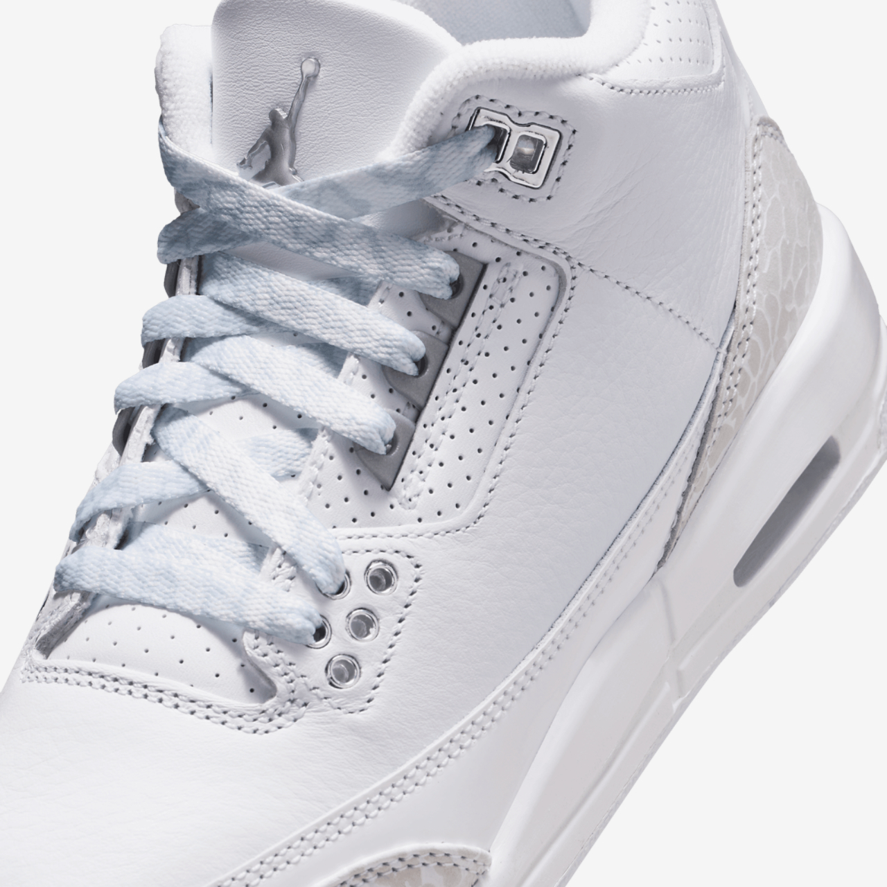 Jordan Retro 3 Image 7 of 9. Tap to open photo gallery.