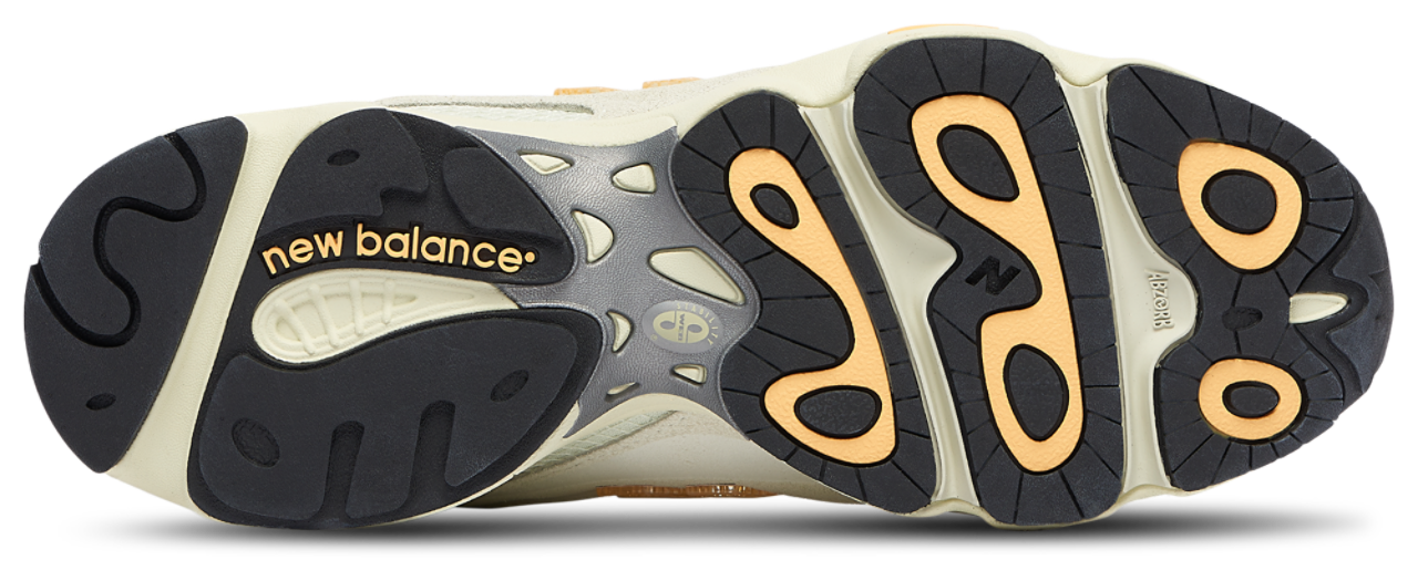 New Balance 1000 Image 5 of 8. Tap to open photo gallery.