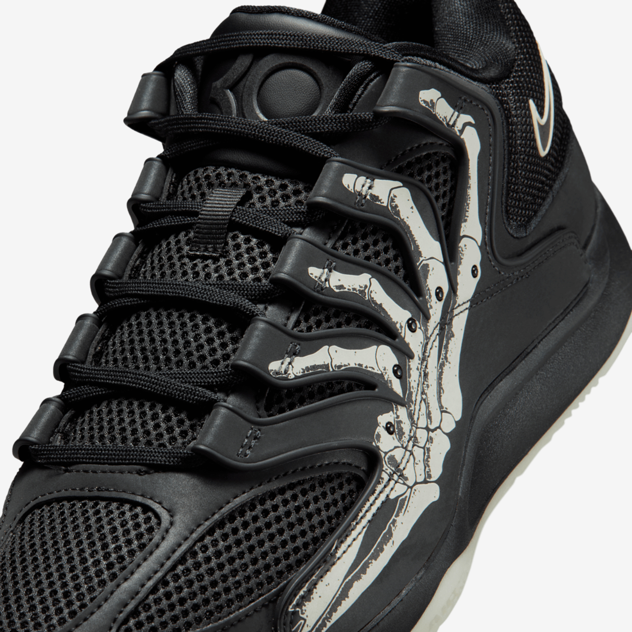 Nike KD18 Slim Reaper Image 7 of 10. Tap to open photo gallery.