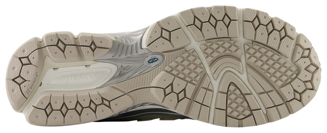 New Balance 1906 Image 5 of 5. Tap to open photo gallery.