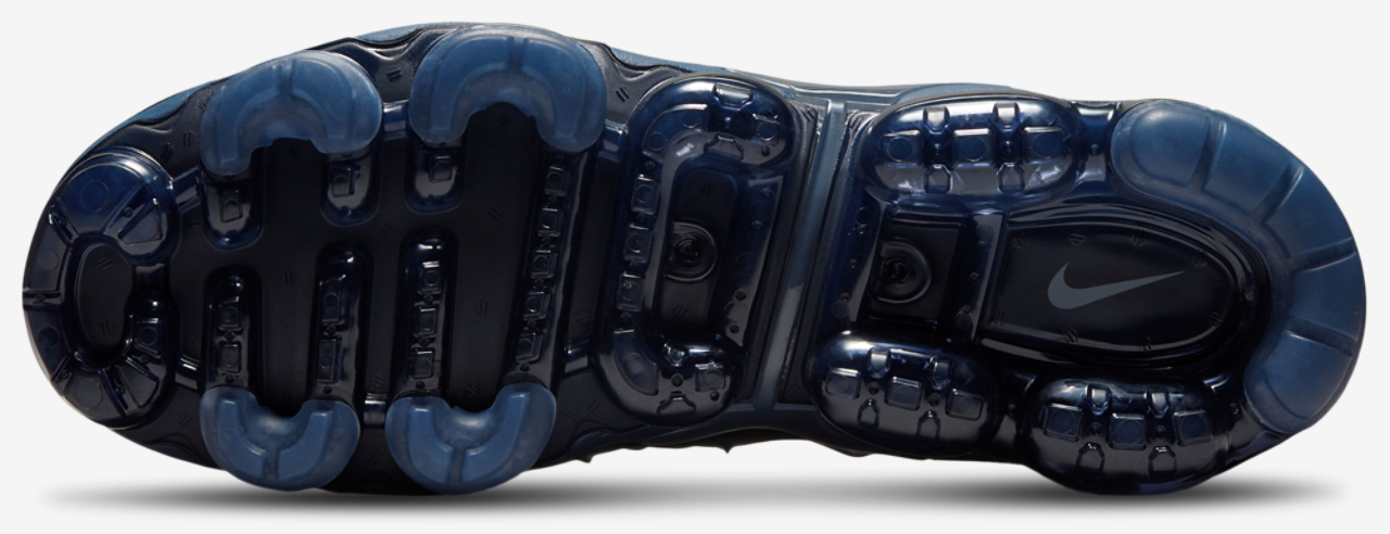 Nike Air Vapormax Plus NA75 Image 5 of 5. Tap to open photo gallery.