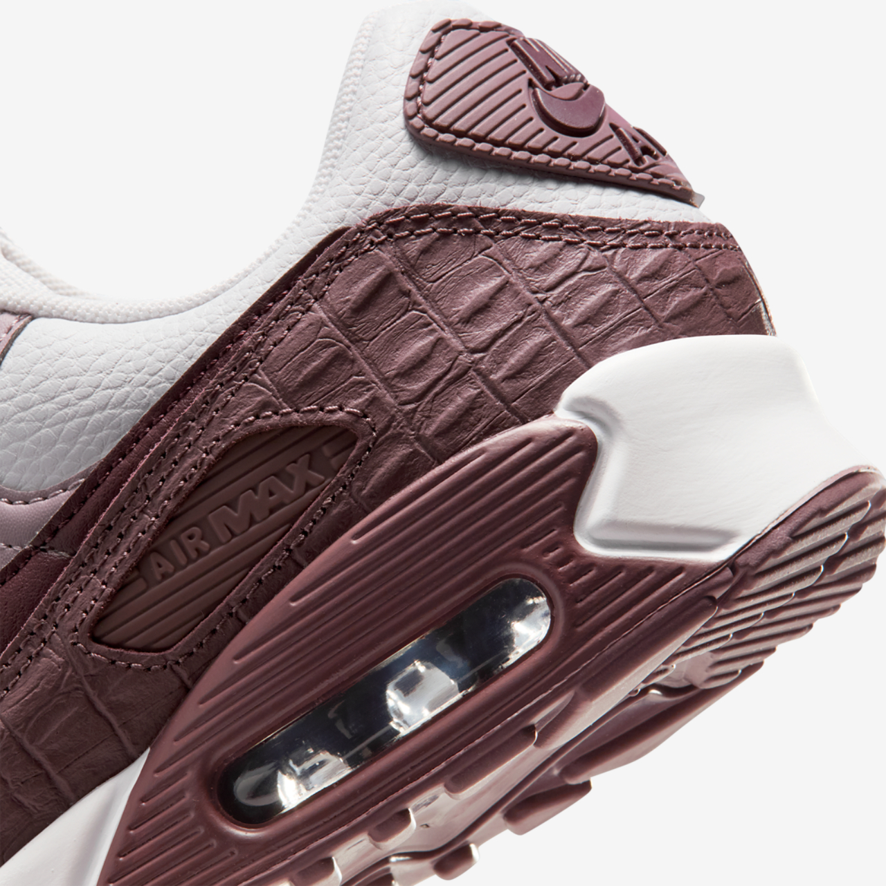 Nike Air Max 90 Image 8 of 8. Tap to open photo gallery.