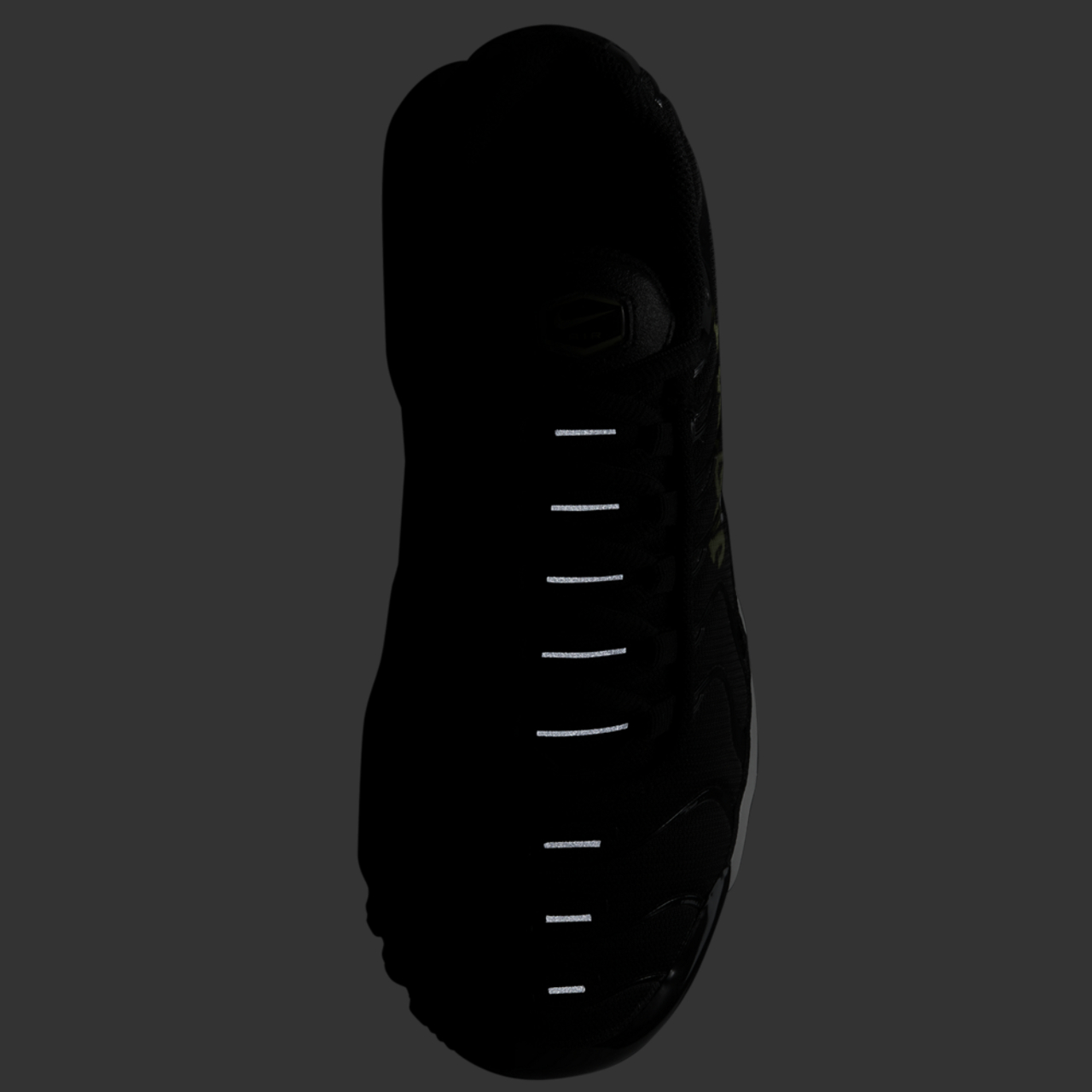 Nike Air Max Plus Image 6 of 6. Tap to open photo gallery.