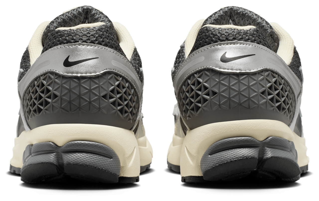 Nike Zoom Vomero 5 Image 3 of 5. Tap to open photo gallery.