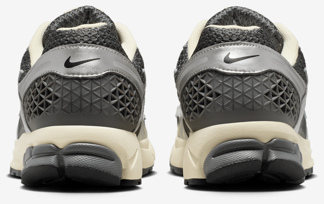 Nike Zoom Vomero 5 Image 3 of 5. Tap to open photo gallery.