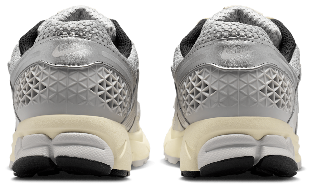 Nike Zoom Vomero 5 Image 3 of 5. Tap to open photo gallery.