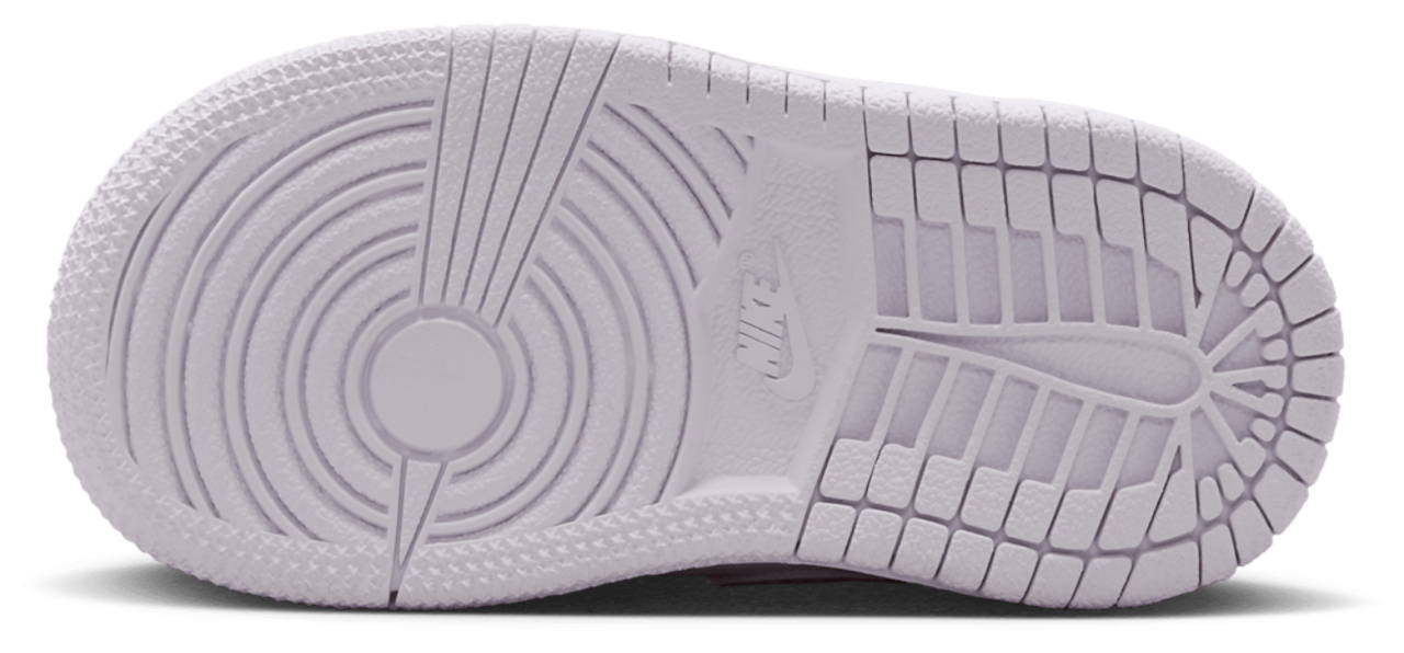 Jordan 1 Mid SE Fem Image 5 of 5. Tap to open photo gallery.