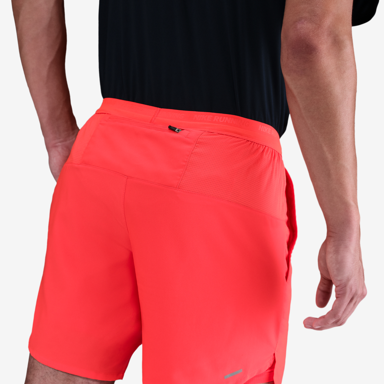 Nike Dri-FIT Stride 2in1 7" Shorts Image 4 of 4. Tap to open photo gallery.