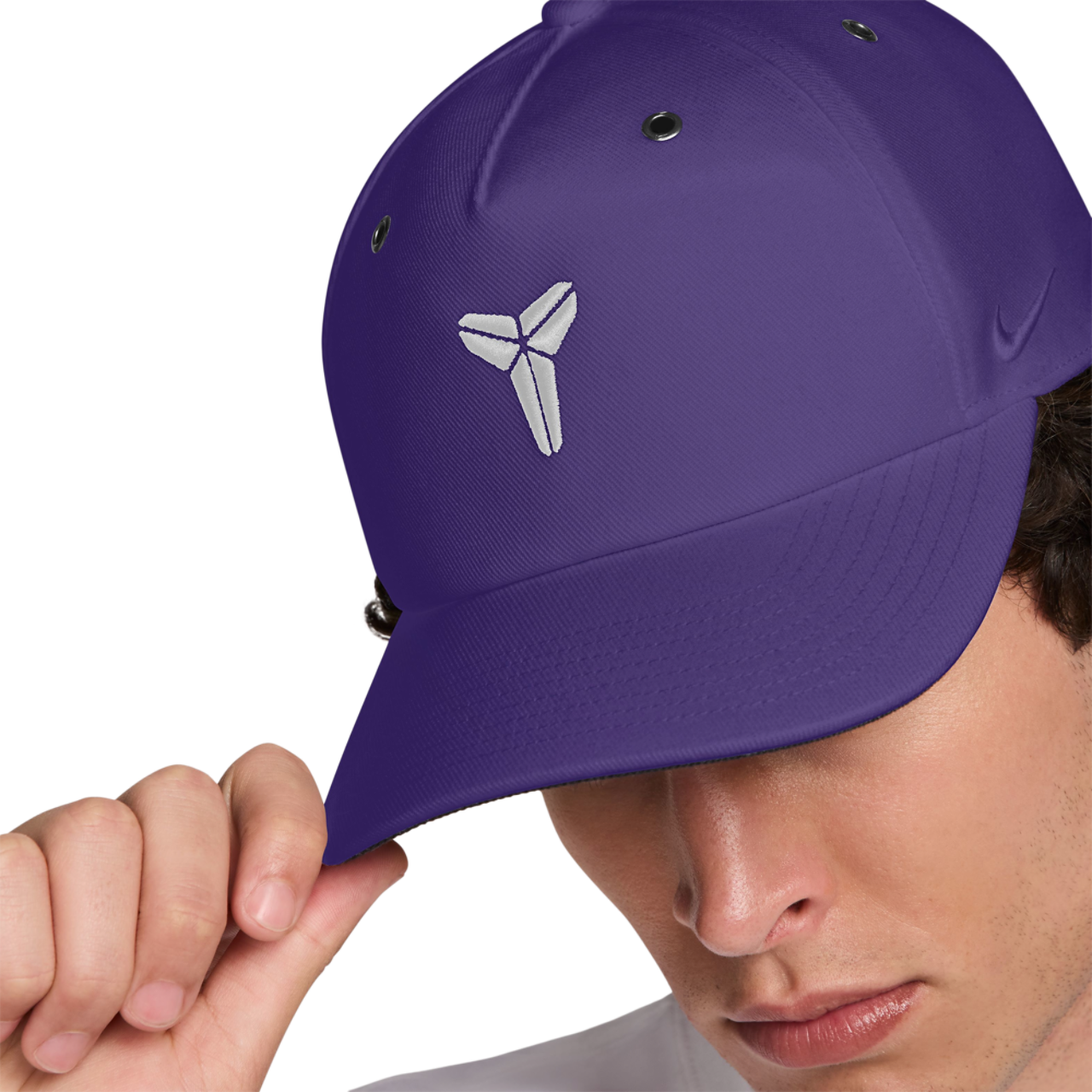 Nike Dri-FIT Pro Cap Image 4 of 7. Tap to open photo gallery.