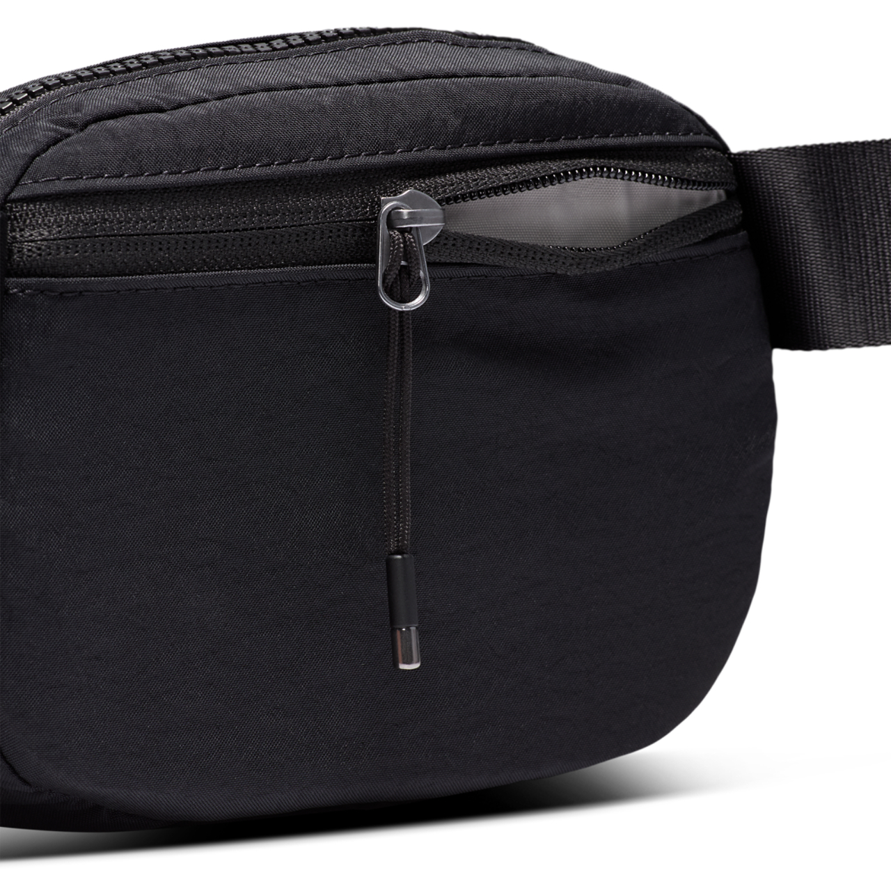Nike Aura Waistpack Image 5 of 6. Tap to open photo gallery.