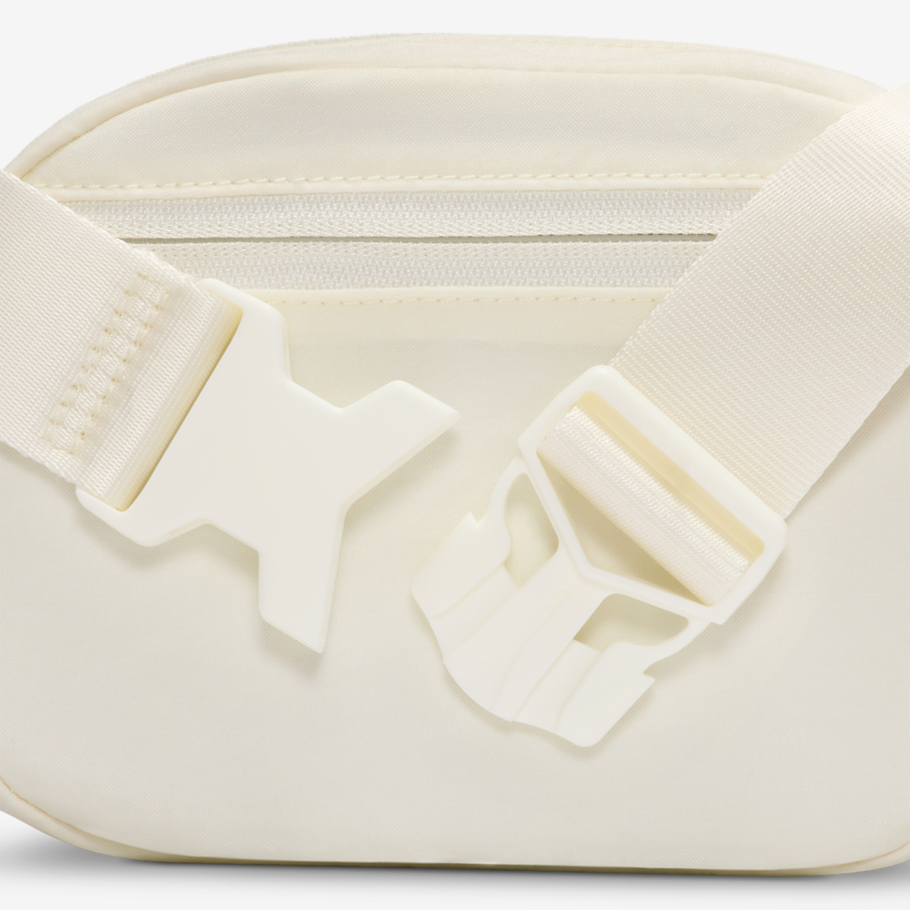 Nike Aura Waistpack Image 6 of 6. Tap to open photo gallery.