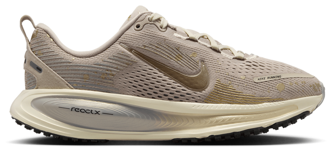 Nike Vomero 18 SE Image 1 of 5. Tap to open photo gallery.