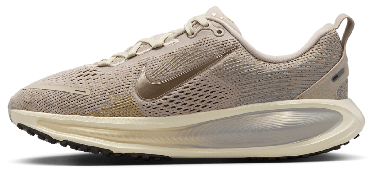 Nike Vomero 18 SE Image 2 of 5. Tap to open photo gallery.