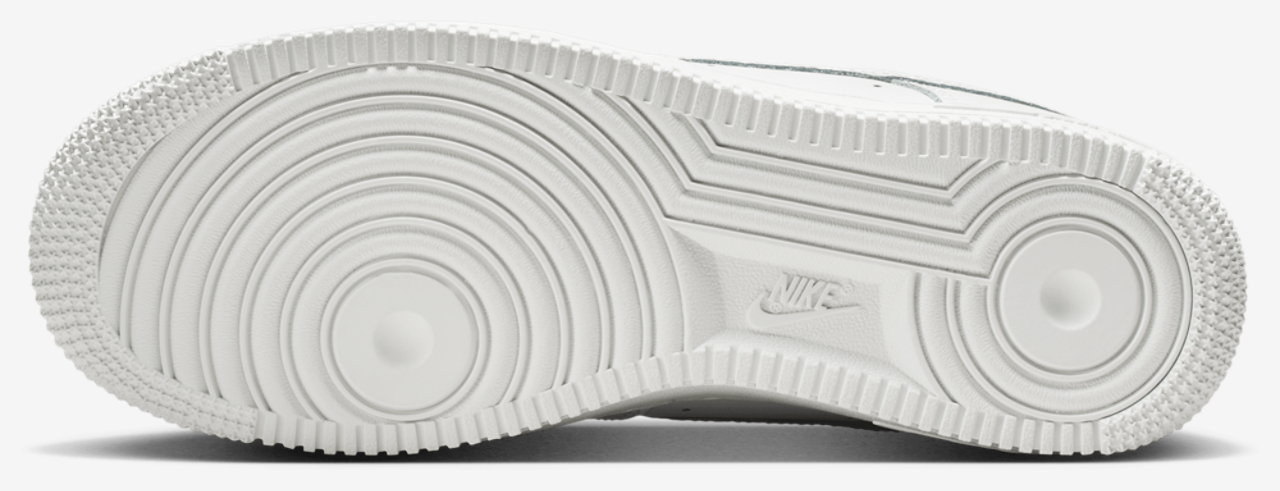 Nike Air Force 1 '07 Image 5 of 5. Tap to open photo gallery.