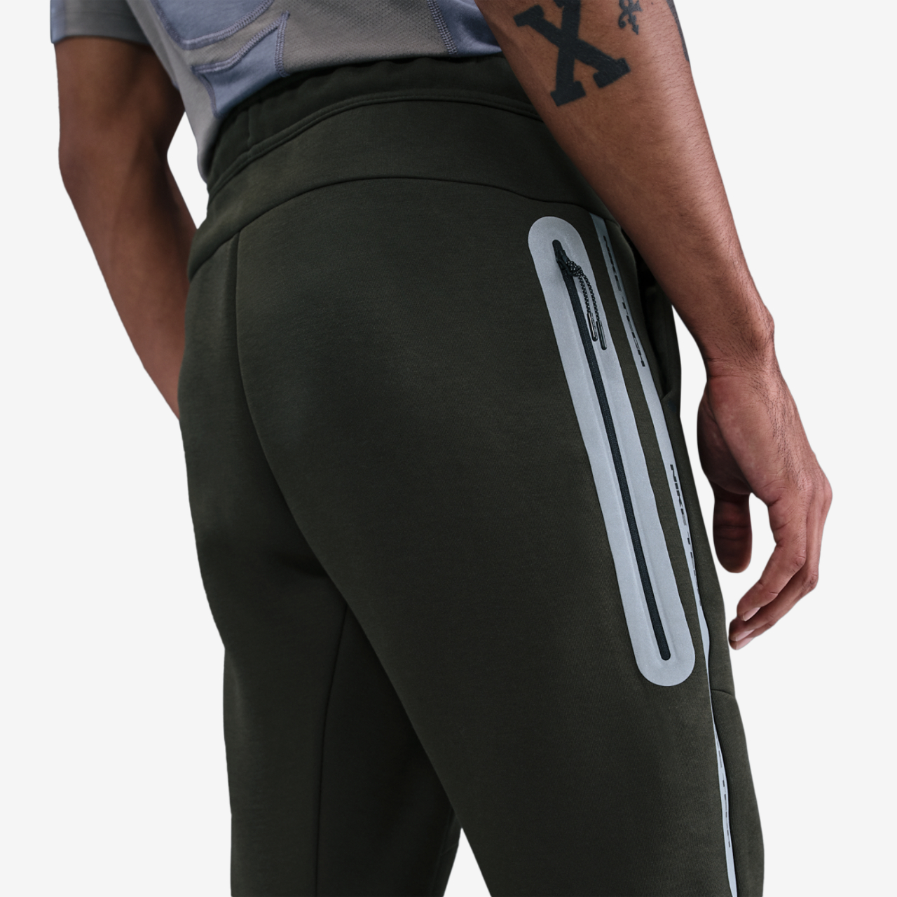 Nike Tech Fleece Jogger Pants Image 2 of 5. Tap to open photo gallery.