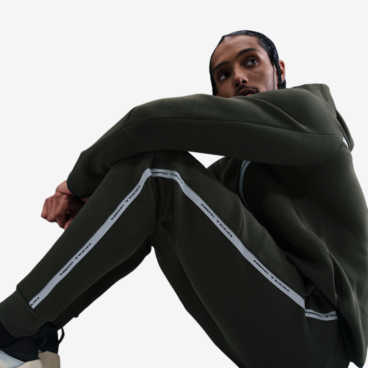 Nike Tech Fleece Jogger Pants Image 3 of 5. Tap to open photo gallery.