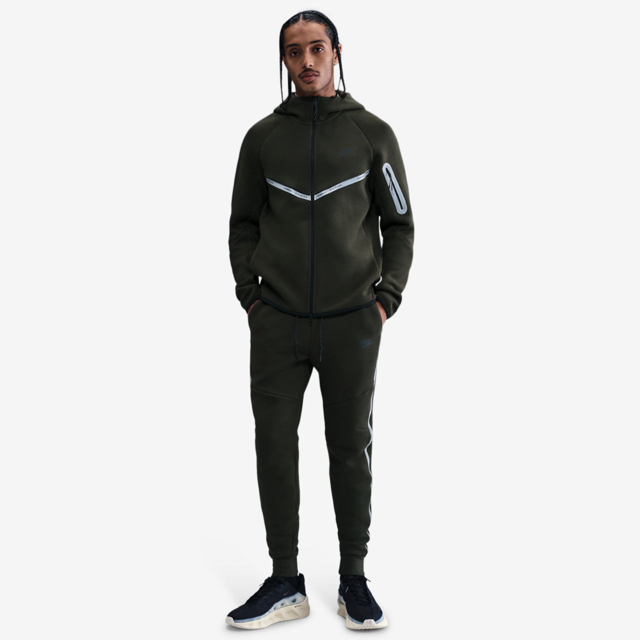 Nike Tech Fleece Jogger Pants Image 4 of 5. Tap to open photo gallery.