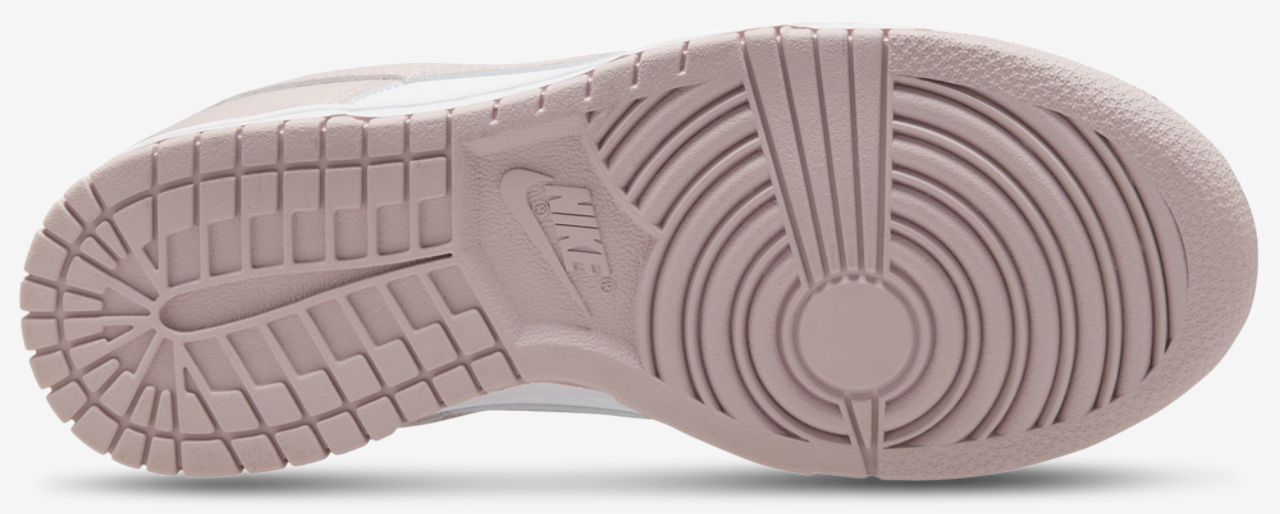 Nike Dunk Low Ess Image 4 of 4. Tap to open photo gallery.