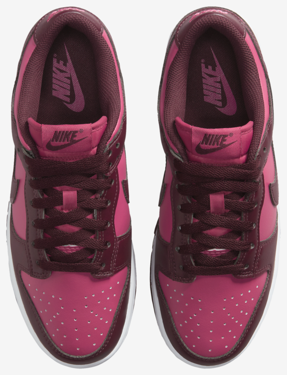 Nike Dunk Low Ess Image 4 of 5. Tap to open photo gallery.