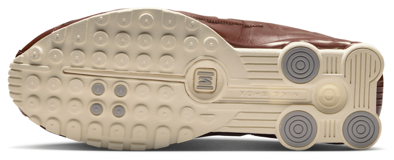Nike Shox R4 Image 5 of 5. Tap to open photo gallery.