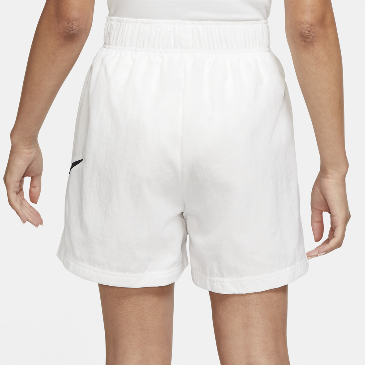 Nike Essential Woven Shorts_E2E0123 Image 2 of 4. Tap to open photo gallery.