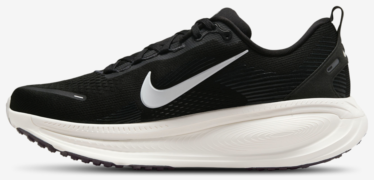 Nike Vomero 18 Image 2 of 6. Tap to open photo gallery.