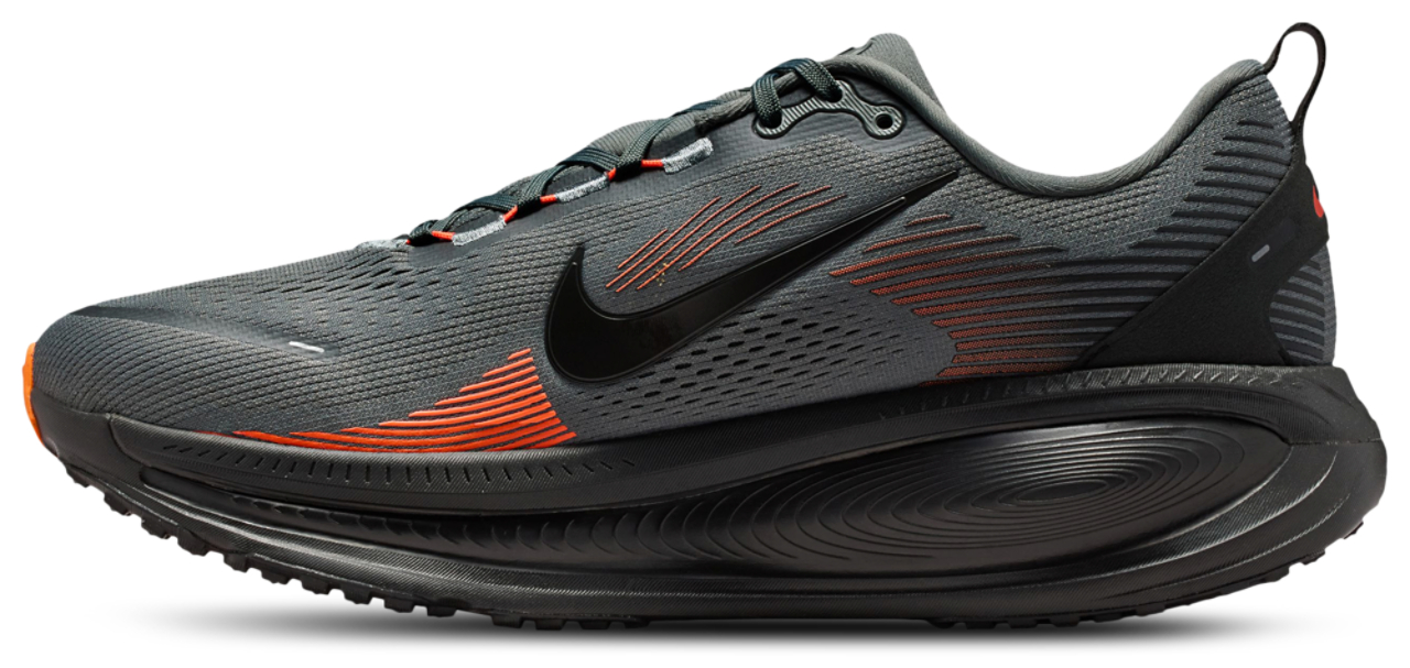 Nike Vomero 18 Image 2 of 5. Tap to open photo gallery.