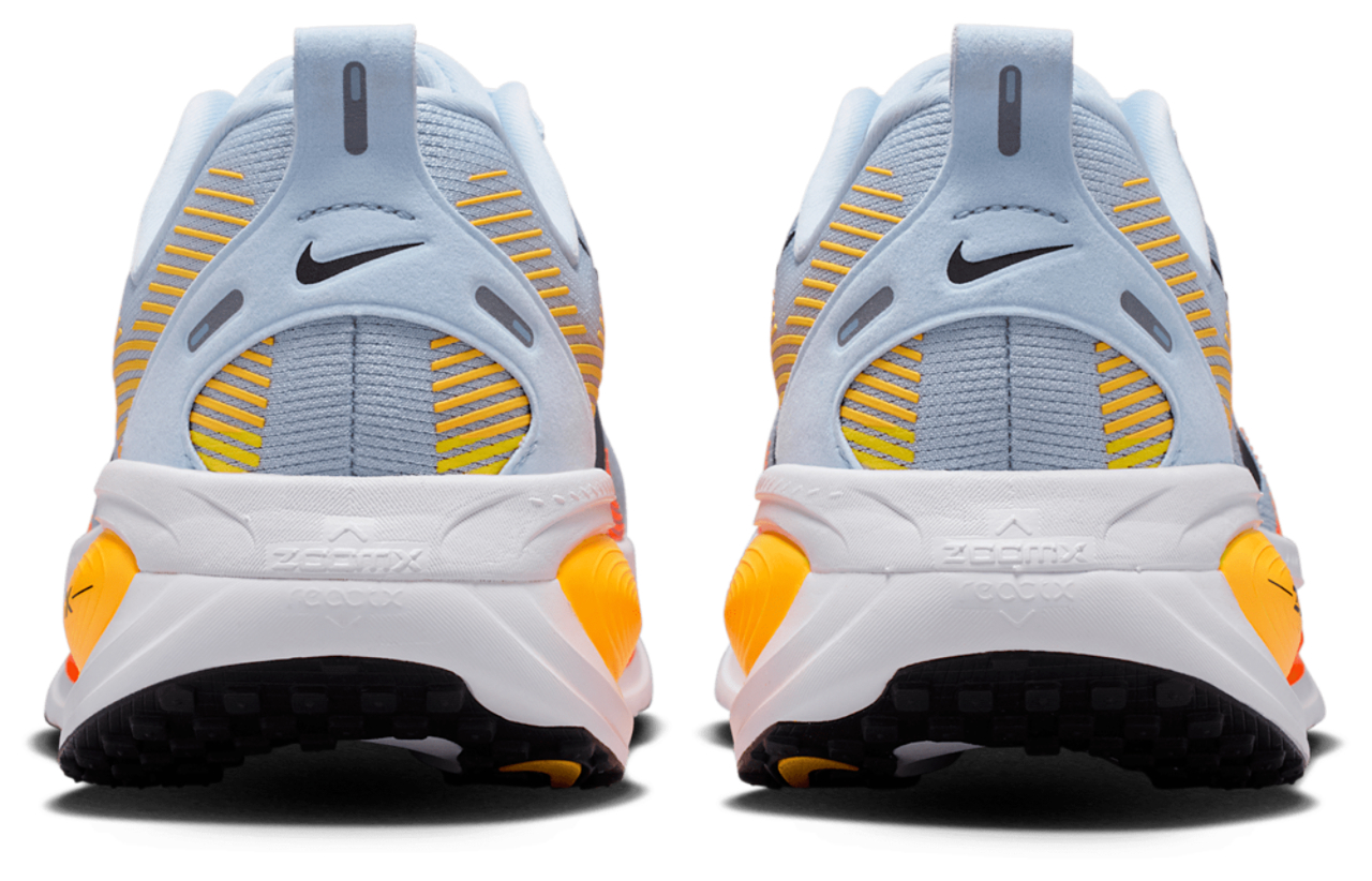 Nike Vomero 18 Image 3 of 5. Tap to open photo gallery.