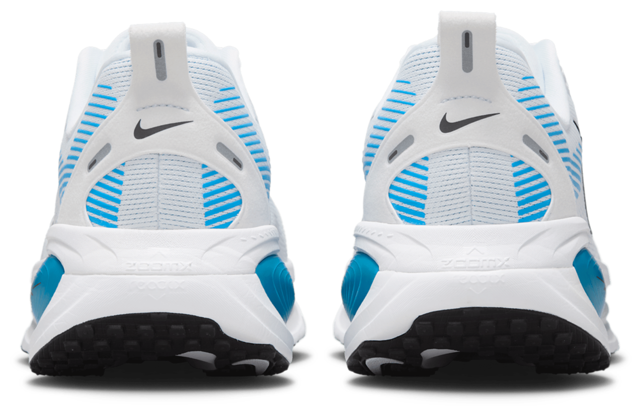 Nike Vomero 18 Image 3 of 5. Tap to open photo gallery.