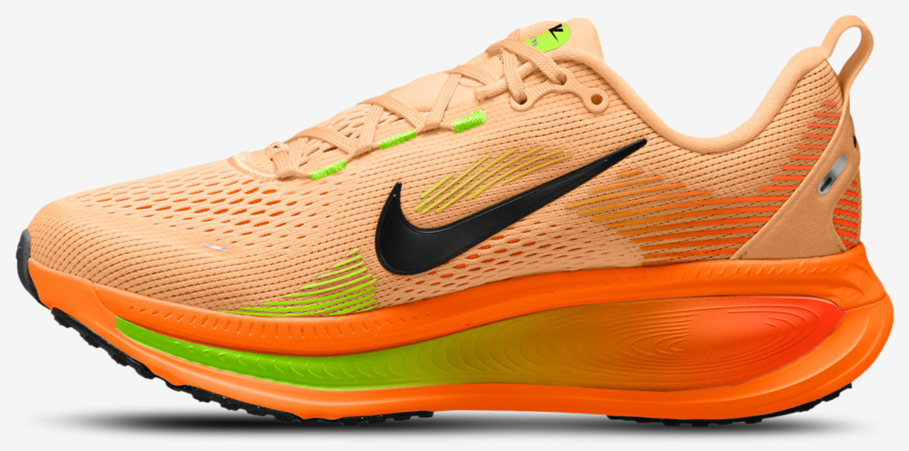 Nike Vomero 18 Image 2 of 4. Tap to open photo gallery.