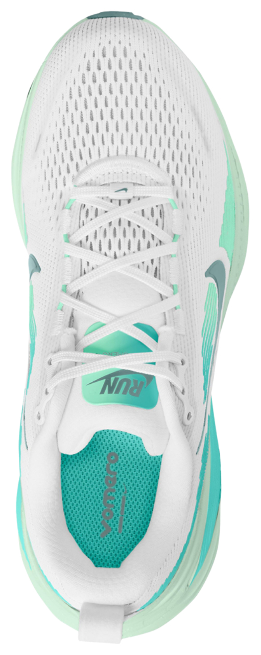 Nike Vomero 18 Image 3 of 4. Tap to open photo gallery.
