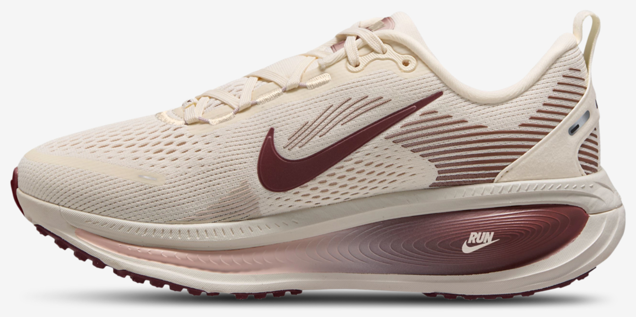 Nike Vomero 18 Image 2 of 4. Tap to open photo gallery.