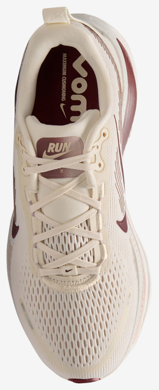 Nike Vomero 18 Image 3 of 4. Tap to open photo gallery.
