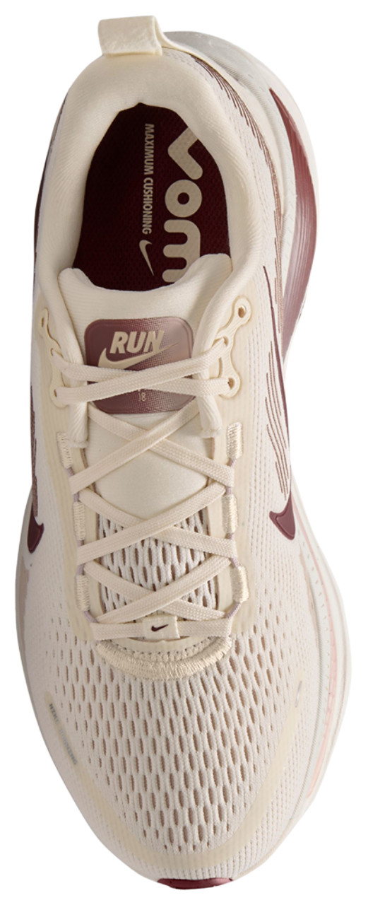 Nike Vomero 18 Image 3 of 4. Tap to open photo gallery.