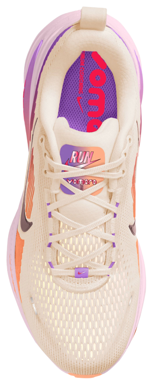 Nike Vomero 18 Image 3 of 4. Tap to open photo gallery.