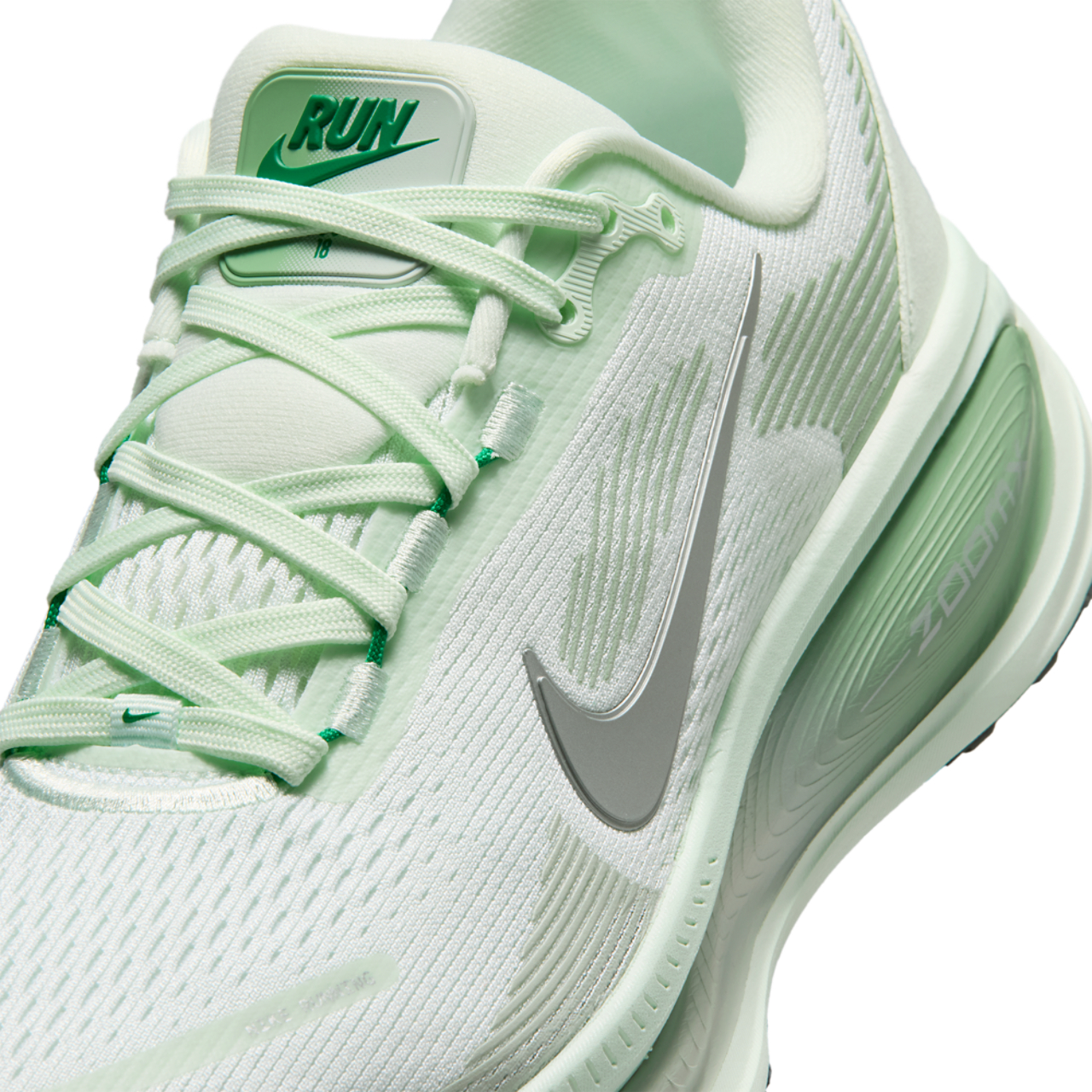 Nike Vomero 18 - Women's | Champs Sports