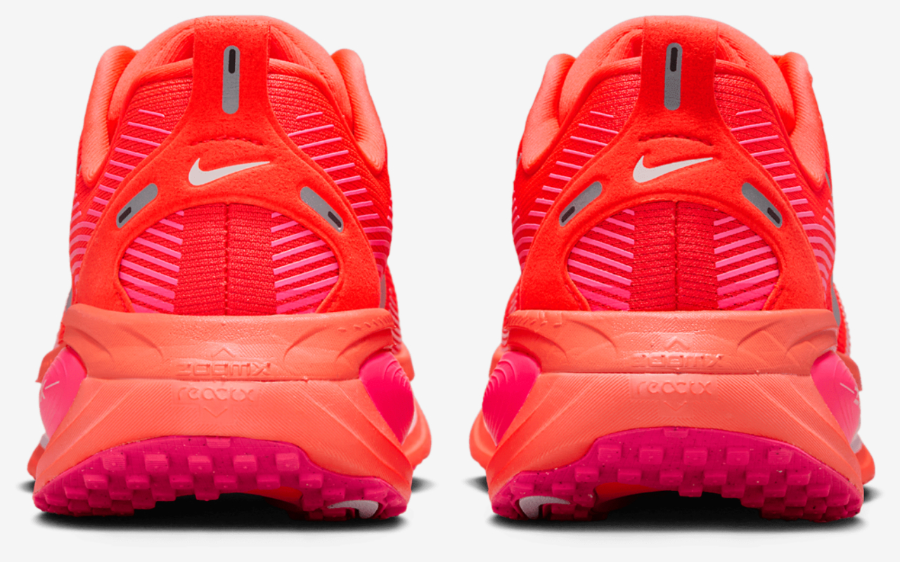 Nike Vomero 18 Image 3 of 8. Tap to open photo gallery.