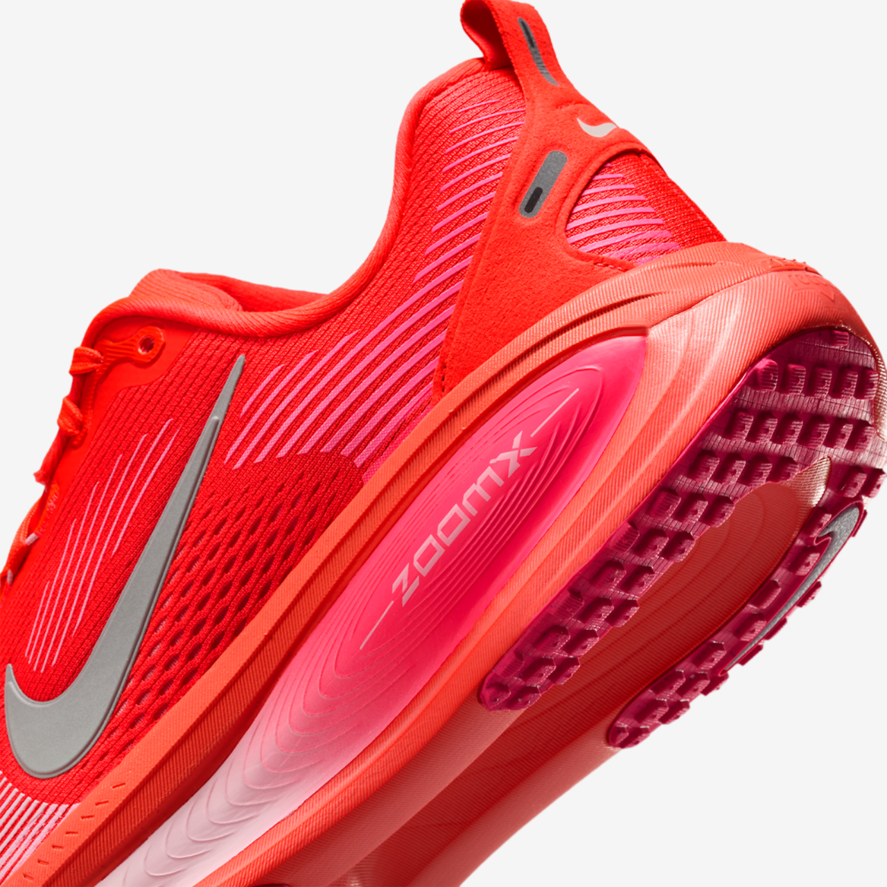 Nike Vomero 18 Image 8 of 8. Tap to open photo gallery.