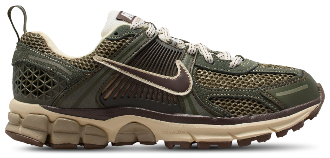 Nike Vomero 5 Image 1 of 6. Tap to open photo gallery.