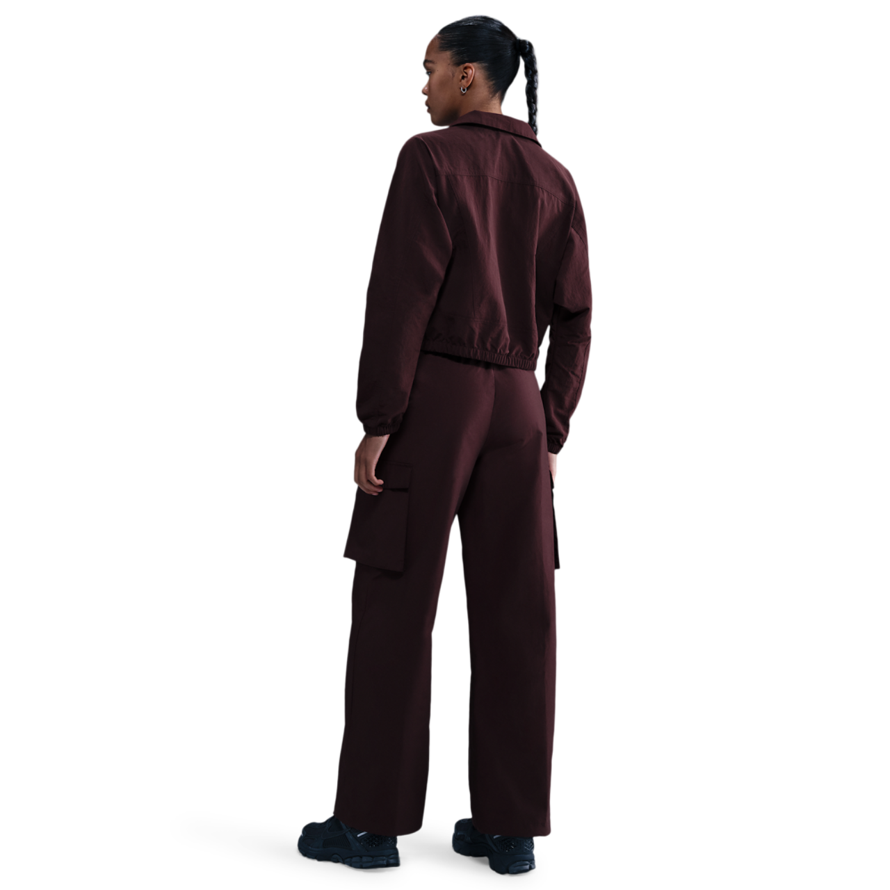 Nike NSW EVRTHNG Woven Mid Rise Cargo Pants Image 5 of 6. Tap to open photo gallery.