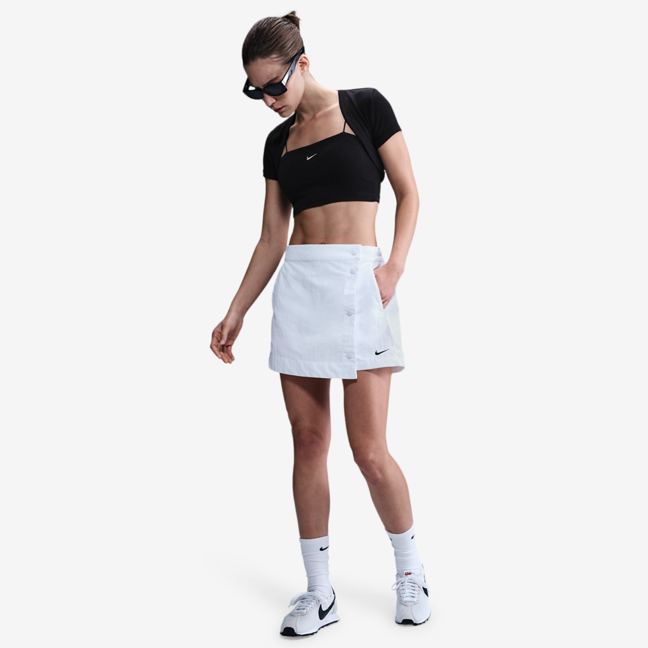 Nike NSW Essential Woven 3" Skort Image 3 of 4. Tap to open photo gallery.
