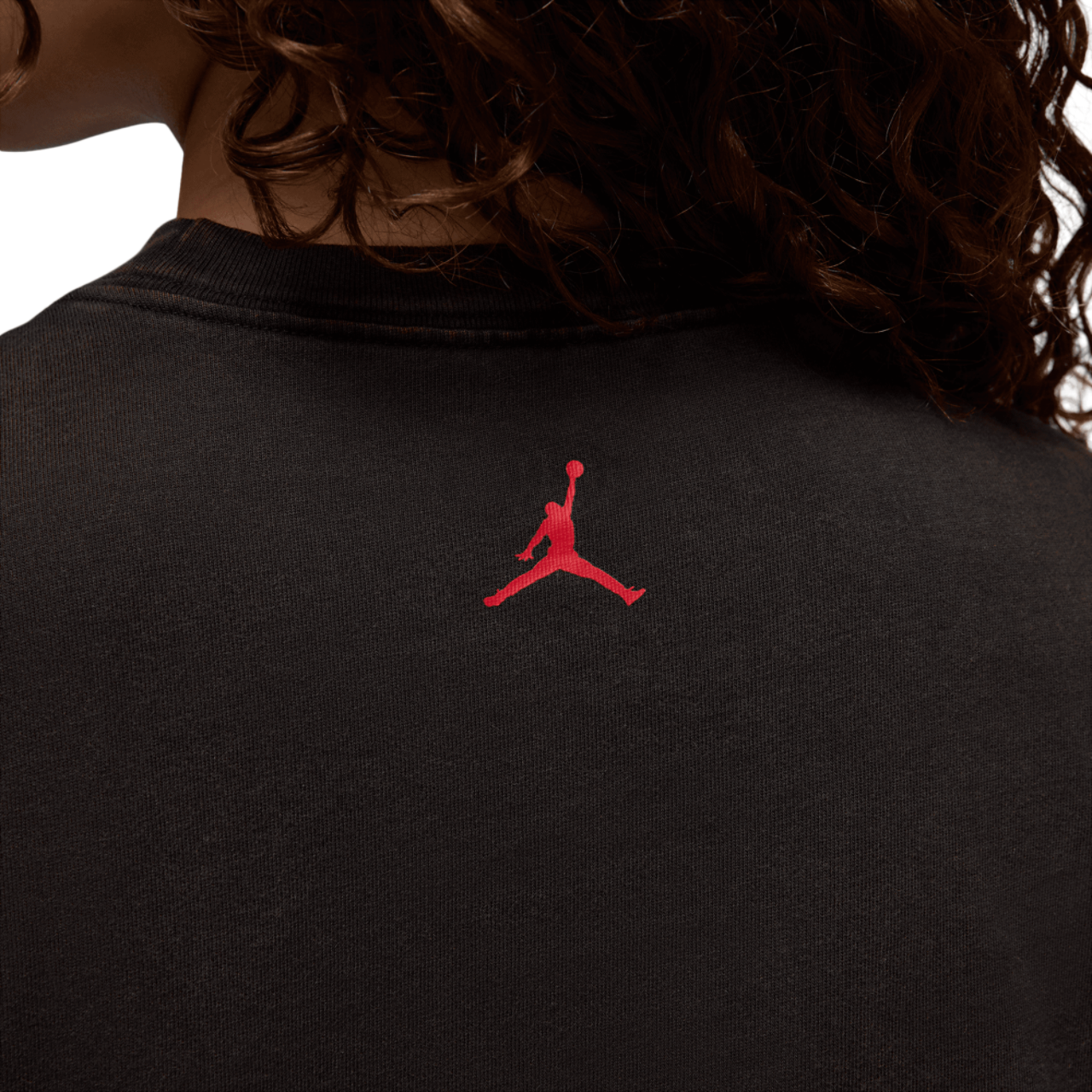 Jordan Essential '85 Photo Crew Image 5 of 6. Tap to open photo gallery.