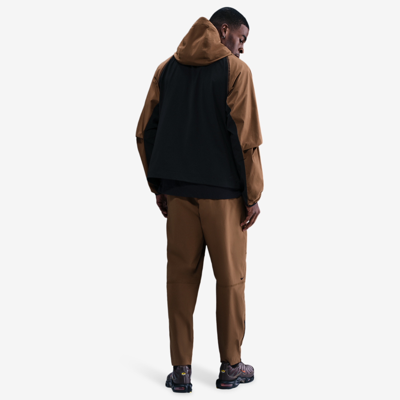 Nike Tech Woven WR Full-Zip Jacket Image 4 of 4. Tap to open photo gallery.