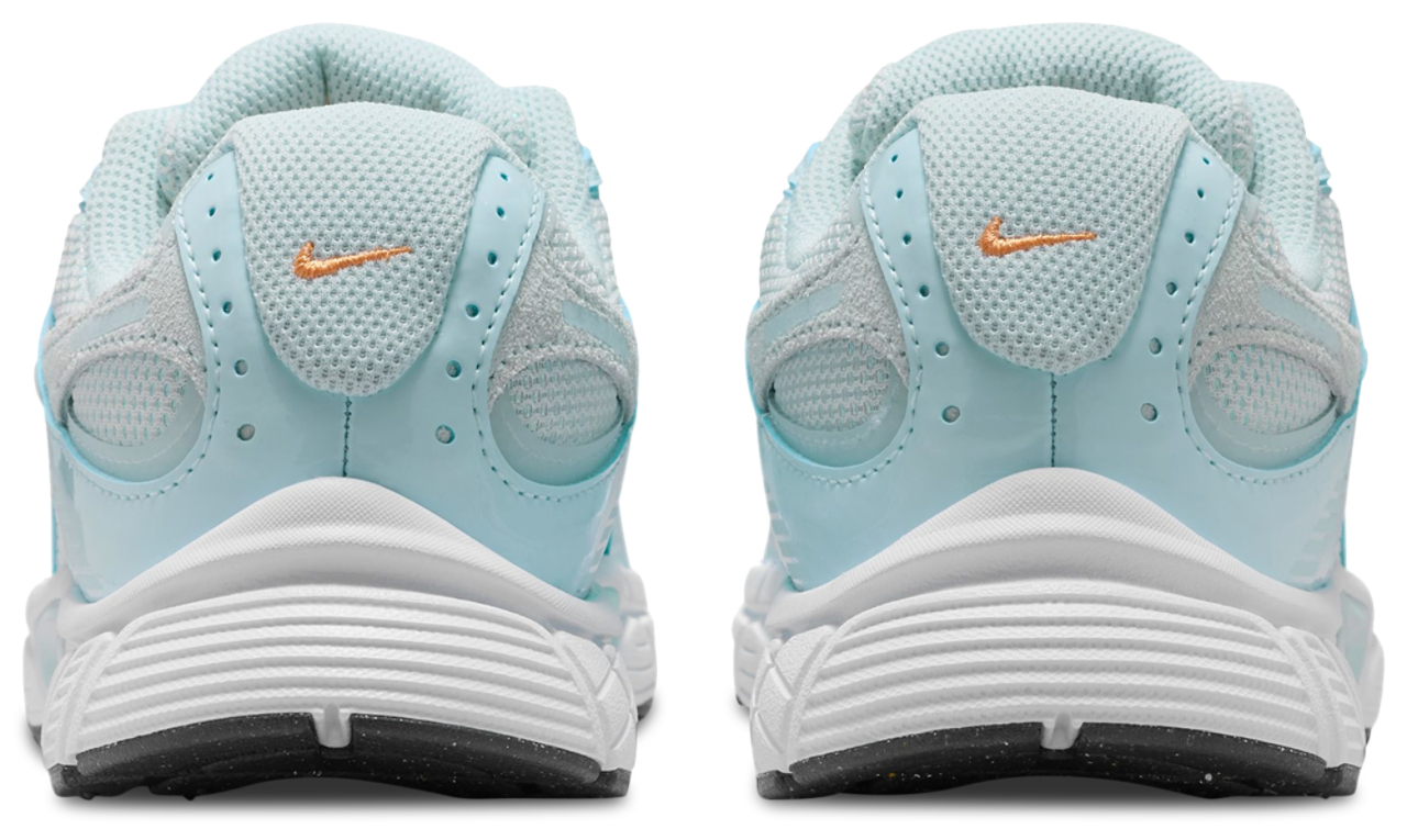 Nike V5 Runner Image 3 of 5. Tap to open photo gallery.