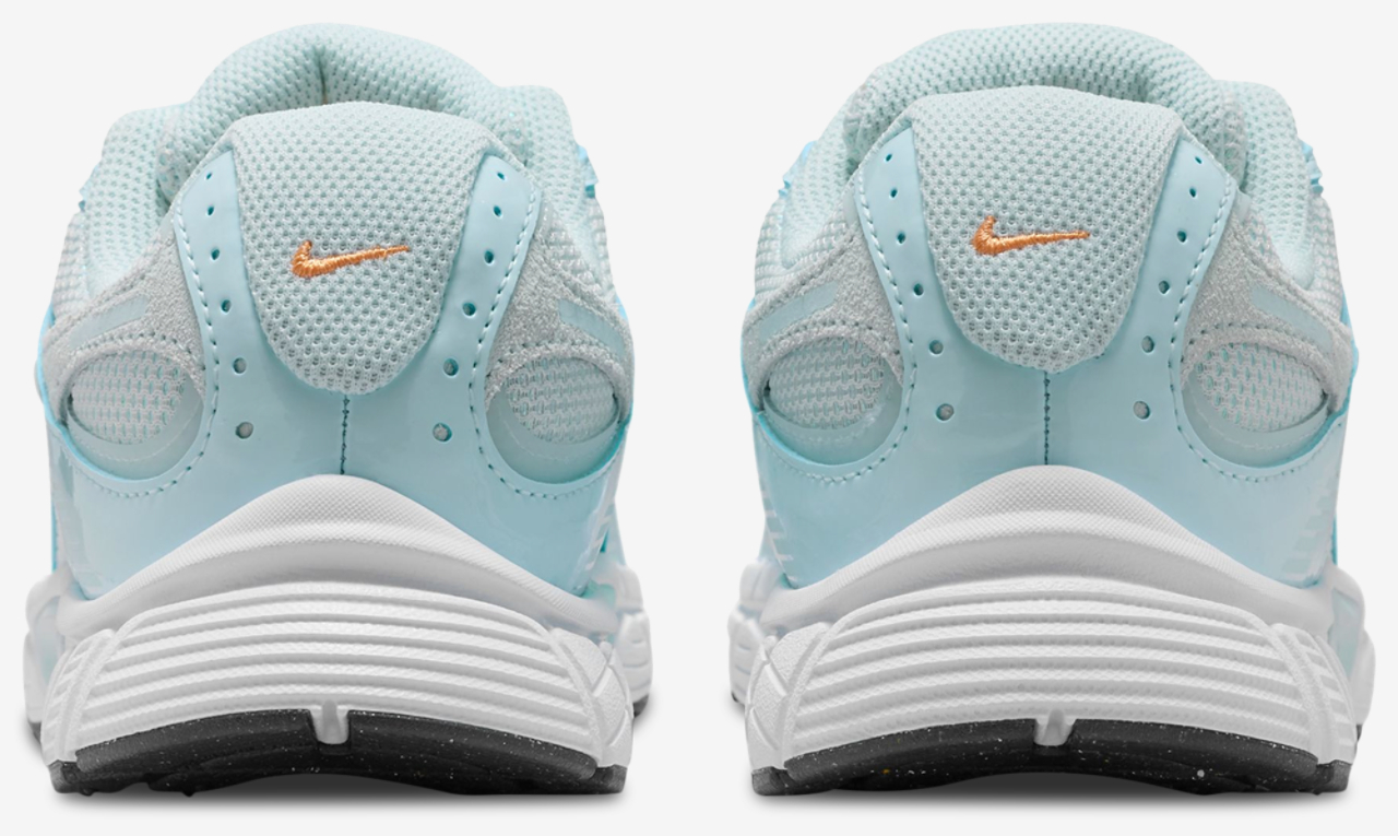 Nike V5 Runner Image 3 of 5. Tap to open photo gallery.