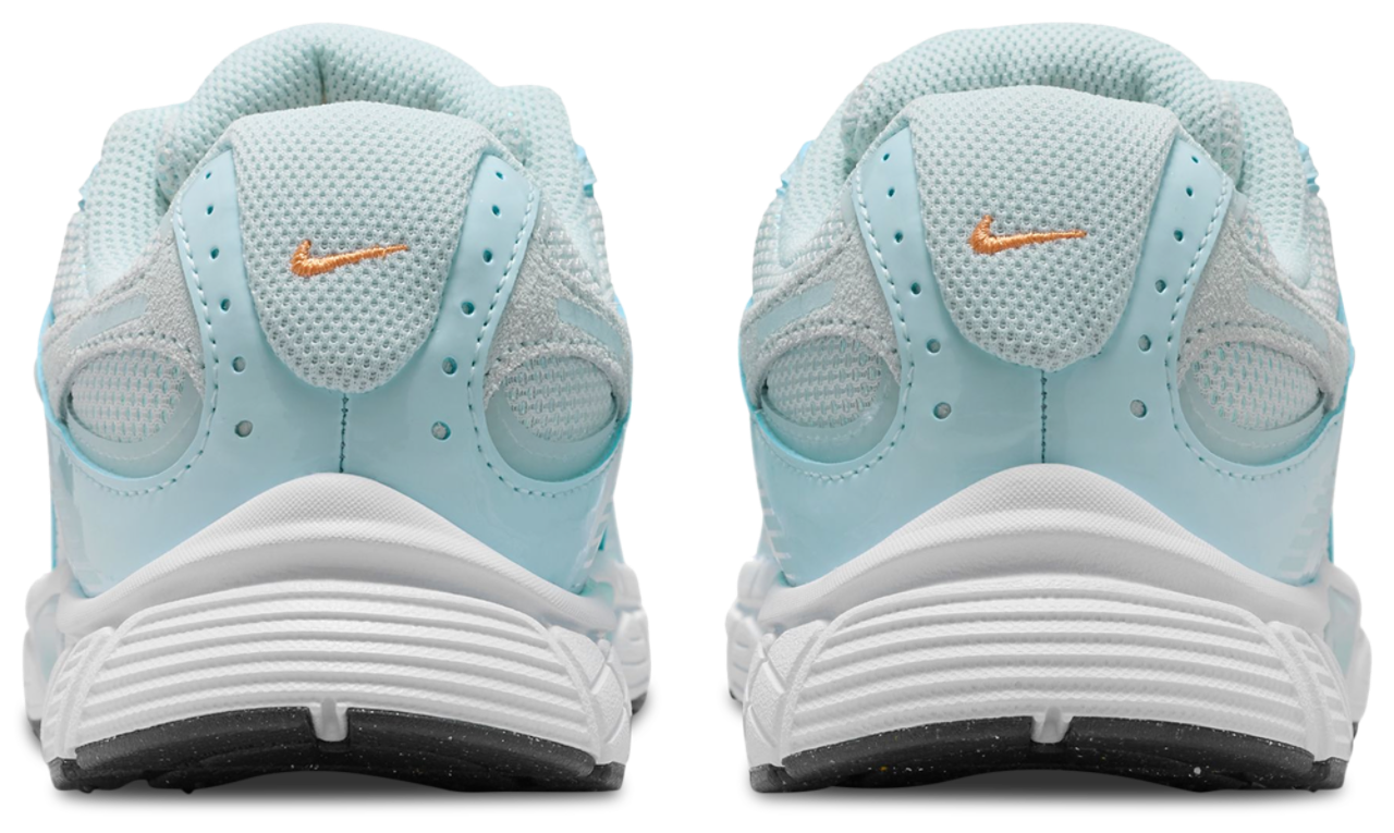 Nike V5 Runner Image 3 of 5. Tap to open photo gallery.