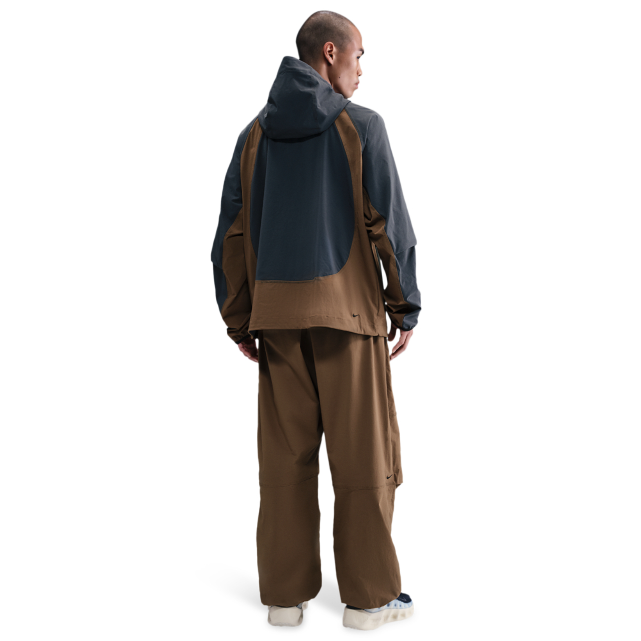 Nike Tech Woven Pants OS Image 4 of 4. Tap to open photo gallery.
