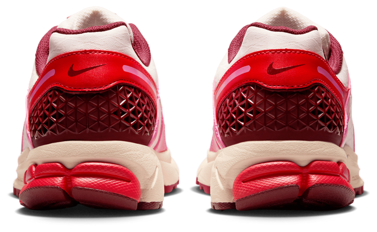 Nike Zoom Vomero 5 Image 3 of 5. Tap to open photo gallery.